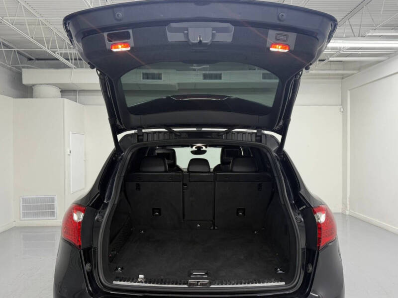 2013 Porsche Cayenne Turbo