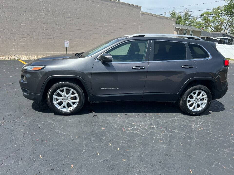 2016 Jeep Cherokee for sale at Mr.C's AutoMart in Midlothian, IL