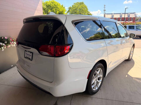 2018 Chrysler Pacifica Touring Plus