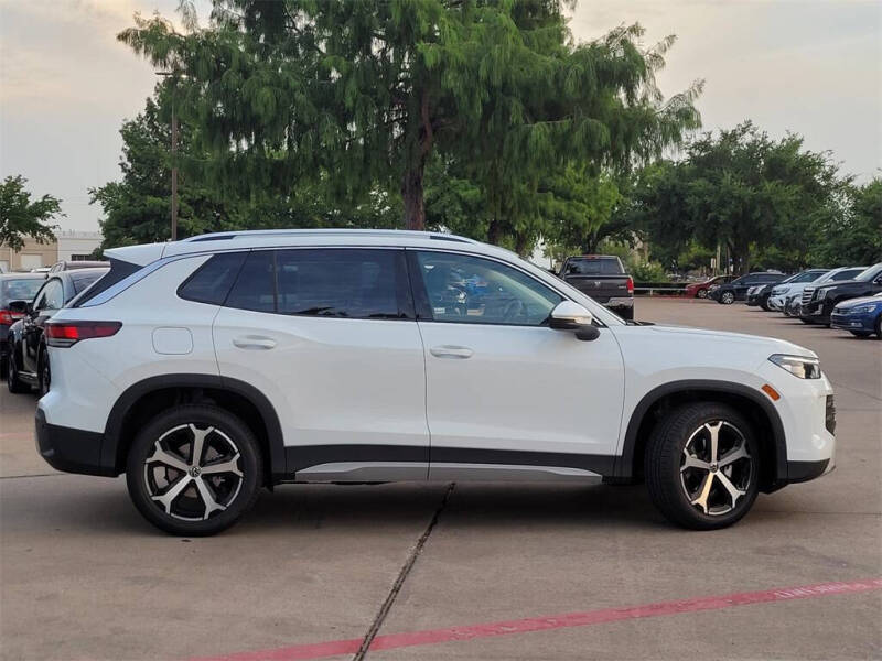 2025 Volkswagen Tiguan SE