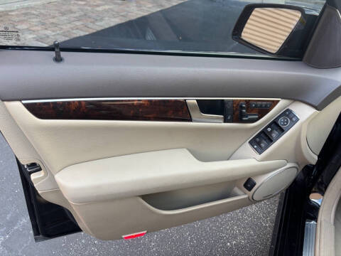 2014 Mercedes-Benz C-Class C 250 Luxury