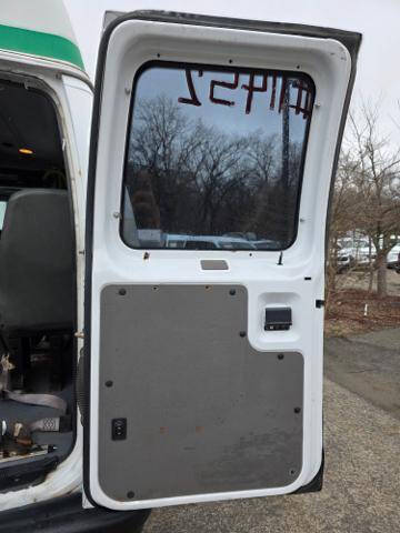 2012 Ford E-Series E-350 SD