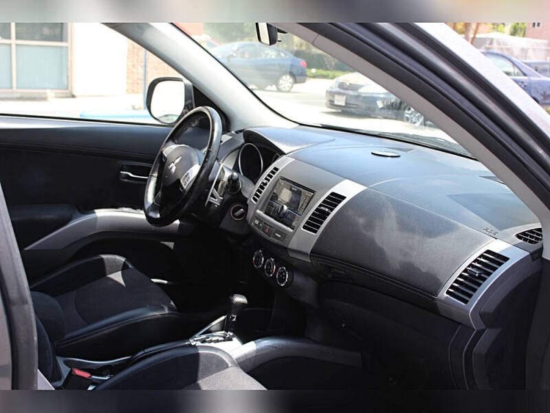 2011 Mitsubishi Outlander GT