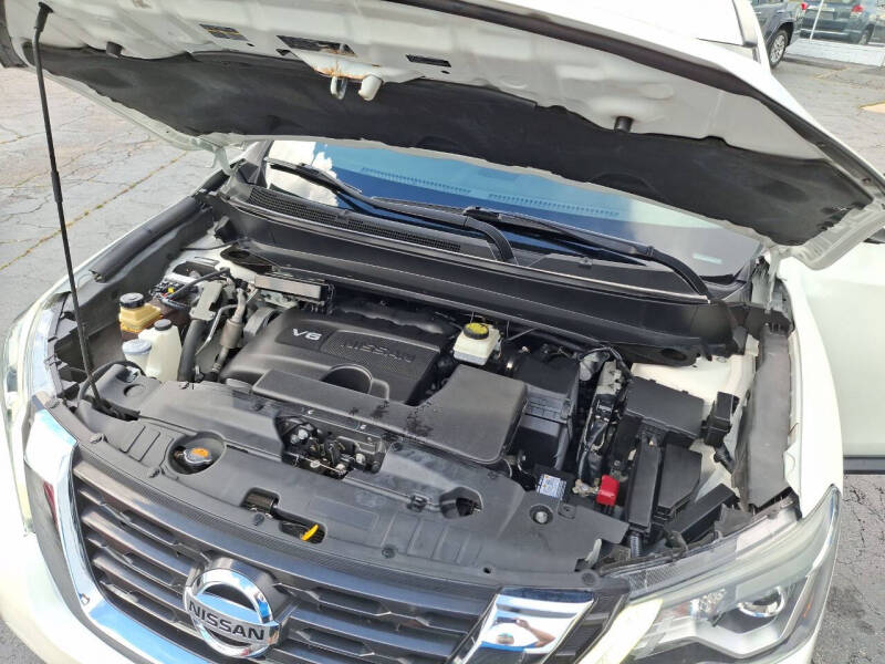 2019 Nissan Pathfinder SL