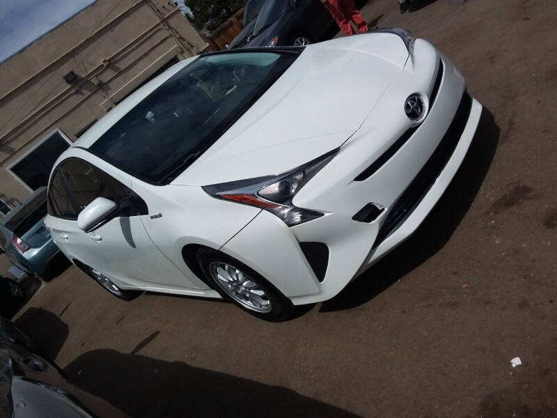 2017 Toyota Prius for sale at Queen Auto Sales in Denver CO