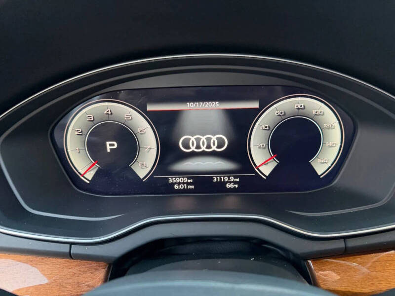 2022 Audi Q5 quattro S line Prem Plus 45 TFSI