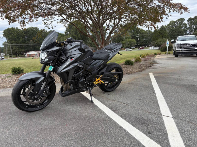 2022 Suzuki GSX
