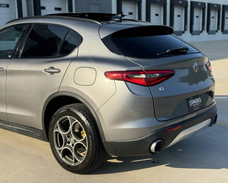 2018 Alfa Romeo Stelvio Sport