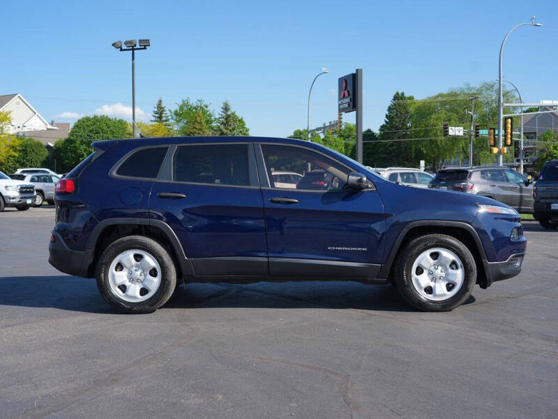 2016 Jeep Cherokee Sport