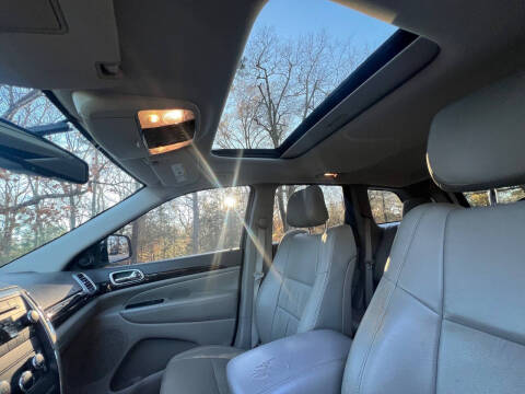 2012 Jeep Grand Cherokee Laredo