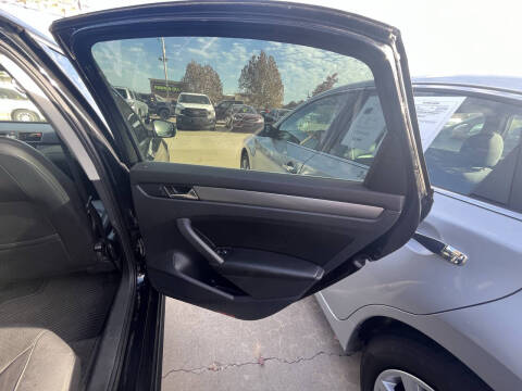 2014 Volkswagen Passat 1.8T SE PZEV