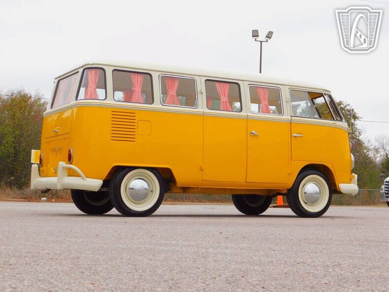 1975 Volkswagen Type 2