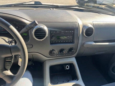 2004 Ford Expedition XLT