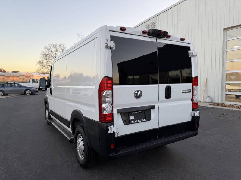 2023 RAM ProMaster 2500 136 WB