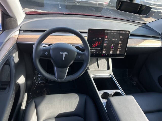 2025 Tesla Model Y Long Range