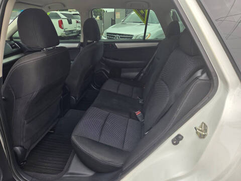 2017 Subaru Outback 2.5i
