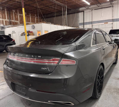 2017 Lincoln MKZ Premiere