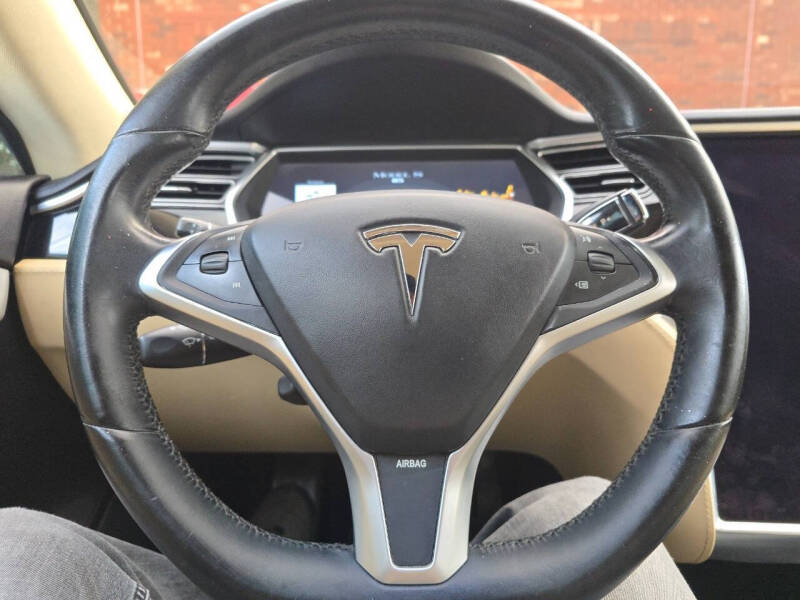 2013 Tesla Model S
