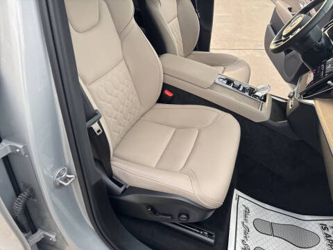 2025 Volvo XC90 B6 Plus Bright Theme 7P