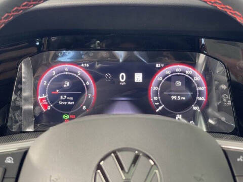 2025 Volkswagen Golf GTI SE