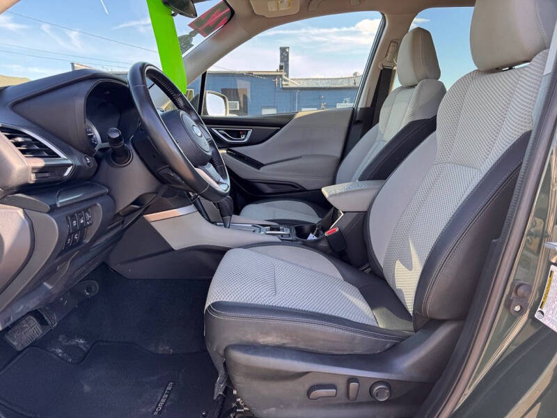 2022 Subaru Forester Premium