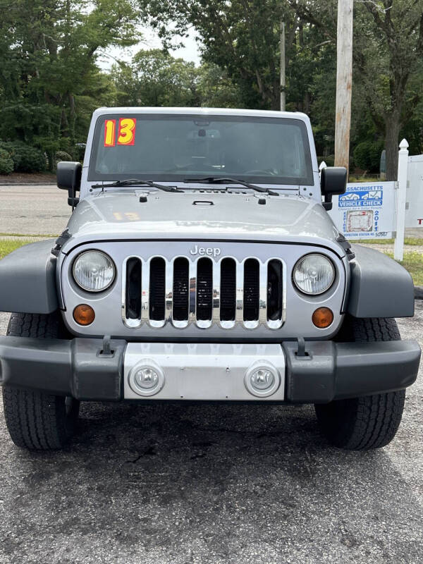 2013 Jeep Wrangler Unlimited Sport's photo