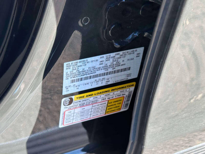 2023 Ford Expedition XLT