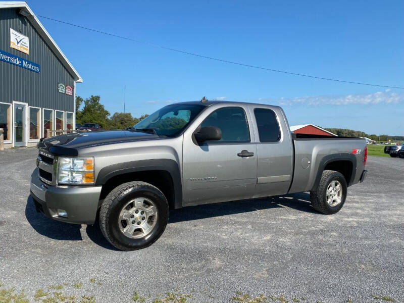 2008 Chevrolet Silverado 1500 for sale at Riverside Motors in Glenfield NY