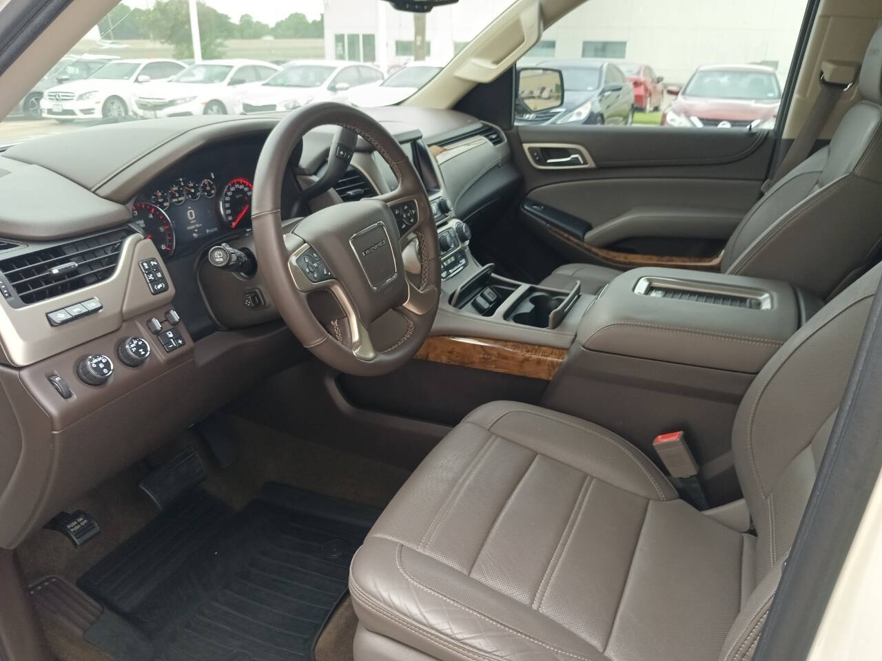 2015 GMC Yukon XL for sale at Auto Haus Imports in Grand Prairie, TX