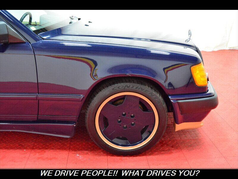 1987 Mercedes-Benz 300-Class 300 E