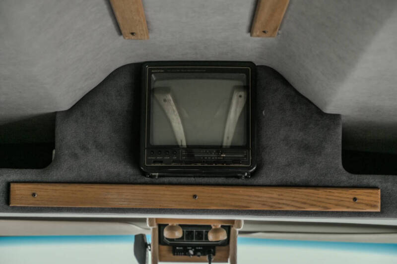 1990 Ford E-Series E-150