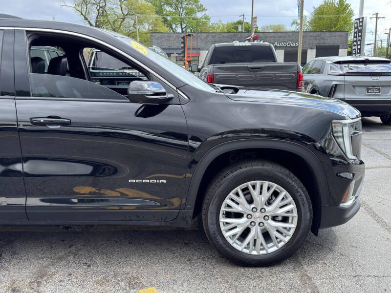 2024 GMC Acadia Elevation