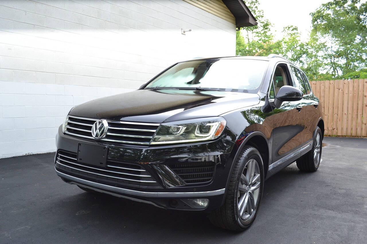 2016 Volkswagen Touareg for sale at Knox Max Motors LLC in Knoxville, TN