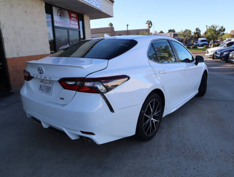 2021 Toyota Camry SE