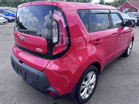 2015 Kia Soul +