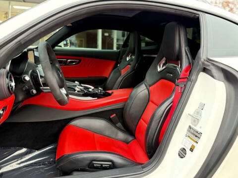 2017 Mercedes-Benz AMG GT S