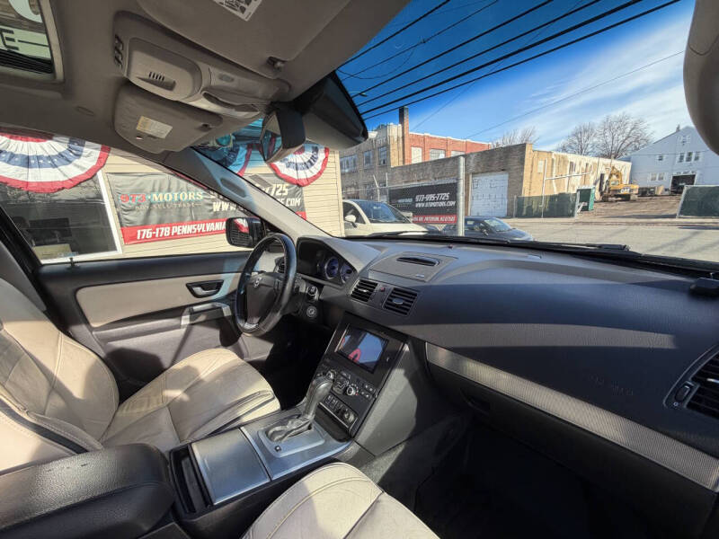 2011 Volvo XC90 3.2 R-Design