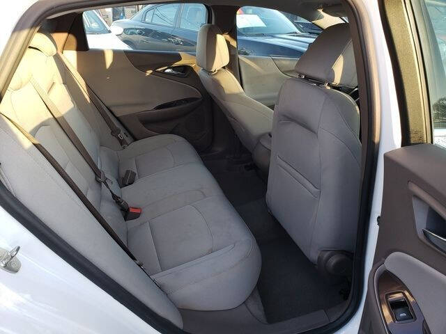 2017 Chevrolet Malibu LS