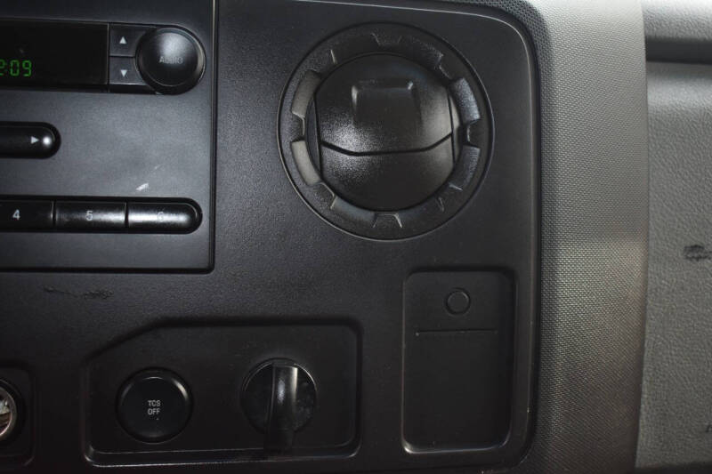 2011 Ford E-Series E-250