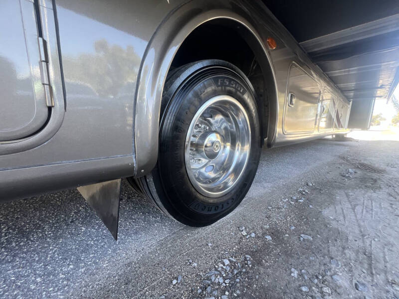 2019 Thor Motor Coach Hurricane