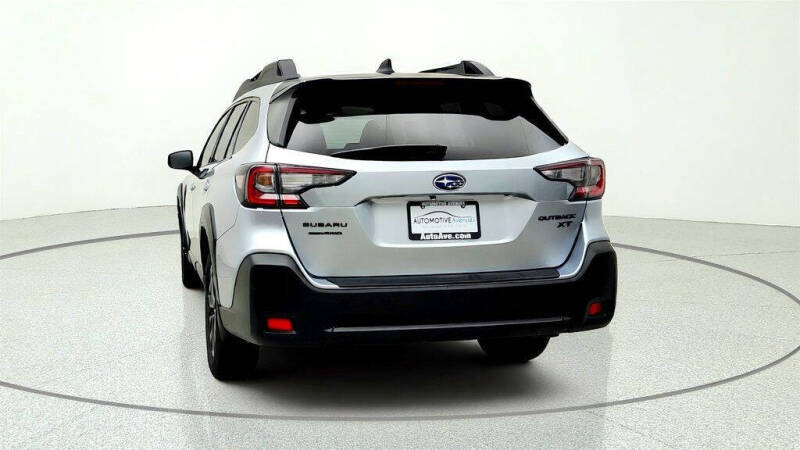2025 Subaru Outback Onyx Edition XT