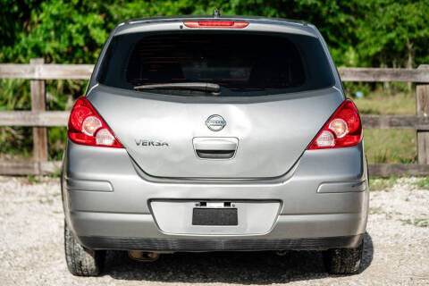 2012 Nissan Versa 1.8 S