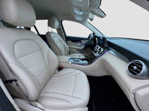 2020 Mercedes-Benz GLC GLC 300