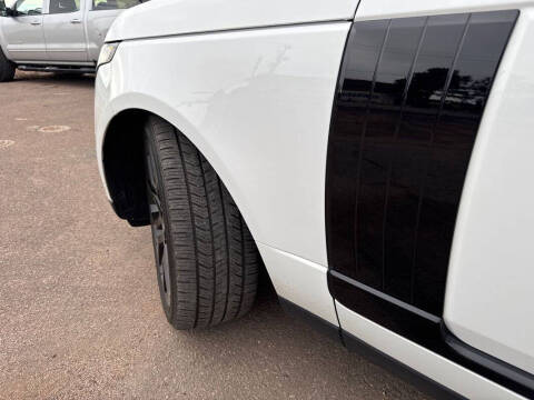 2020 Land Rover Range Rover P525 HSE