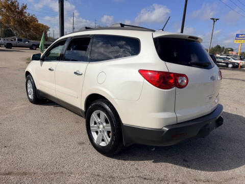 2011 Chevrolet Traverse LT
