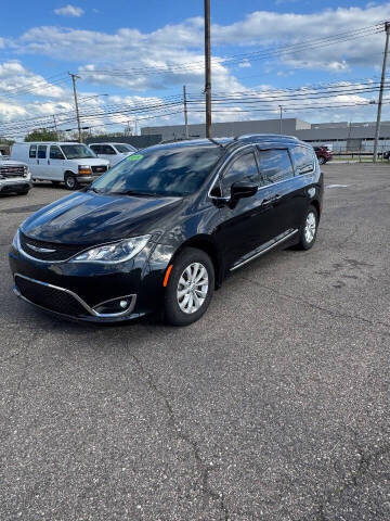 2018 Chrysler Pacifica Touring L Plus