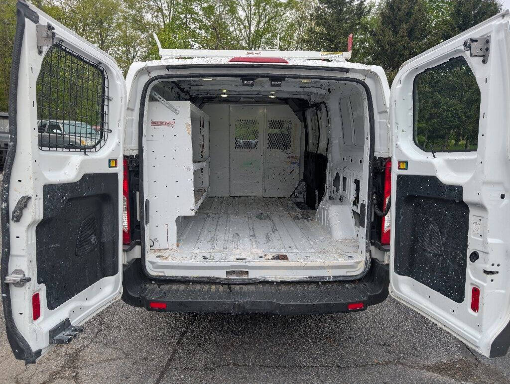 2017 Ford Transit 28