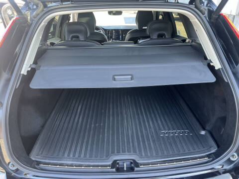 2023 Volvo XC60 B5 Core