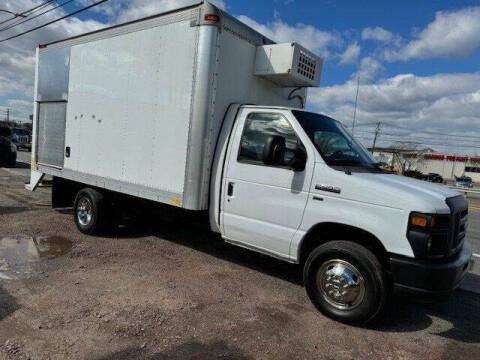 2014 Ford E-Series E-450 SD