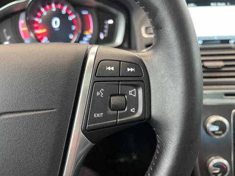 2016 Volvo XC60 T6 Drive-E